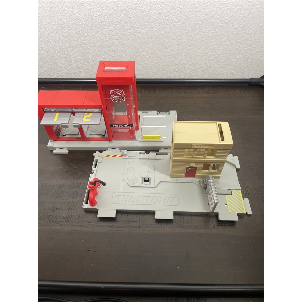 2021 Matchbox Action Drivers Fire Station Rescue - Incomplete - Works